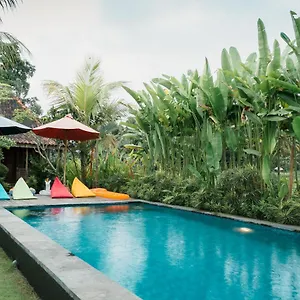 *** Resort Nauna Indonesien