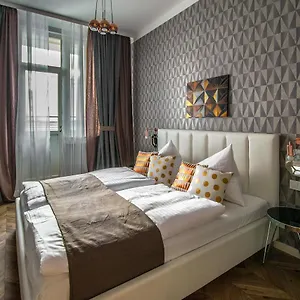 Executive Bright Apt. By Ruterra Prague
